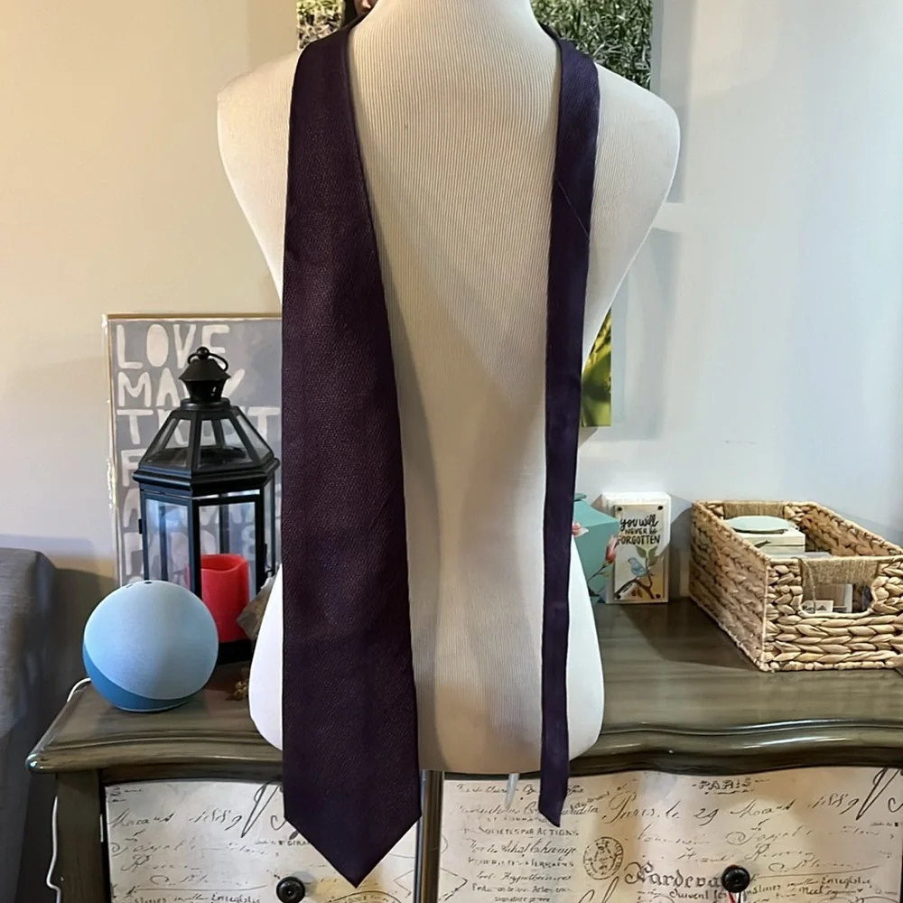 VINTAGE UMBERTO BOSSI HANDMADE SILK TIE BLUE RED (PURPLE)